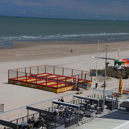 Grande Chambre Dans Loft A Deux Pas De La Plage Dunkirk Eksteriør bilde