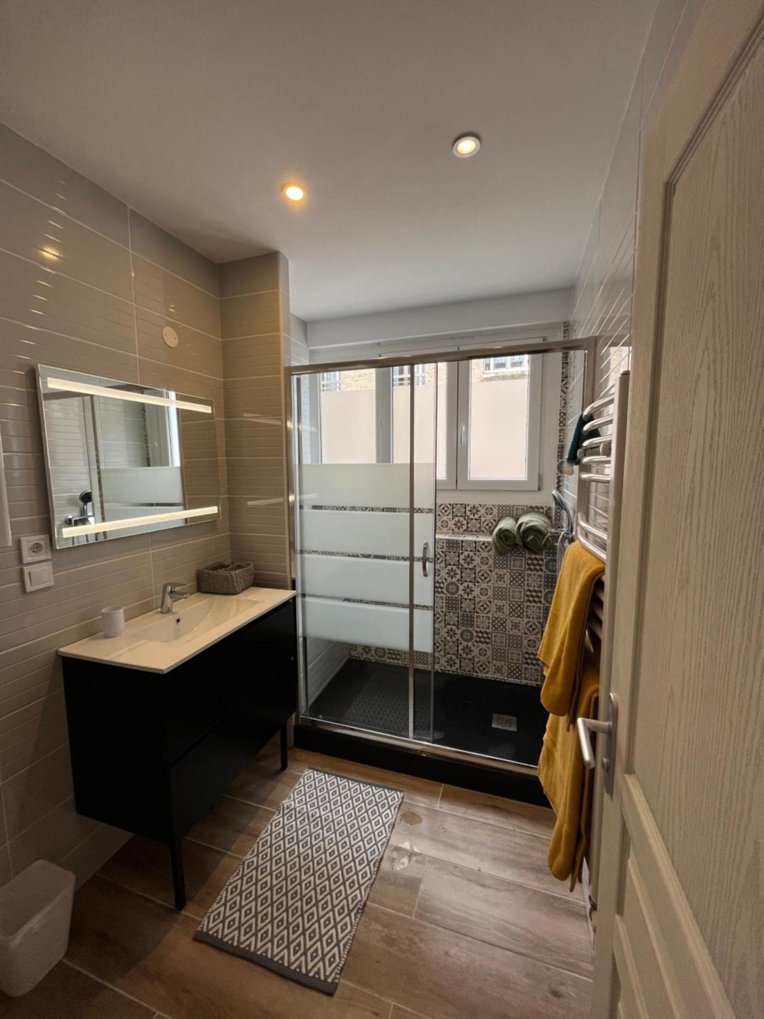 Grande Chambre Dans Loft A Deux Pas De La Plage Dunkirk Eksteriør bilde