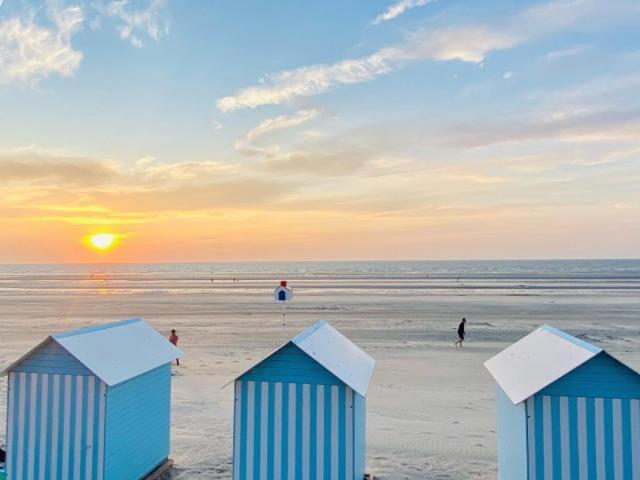 Grande Chambre Dans Loft A Deux Pas De La Plage Dunkirk Eksteriør bilde